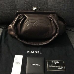 CHANEL LAMBSKIN LEATHER HANDBAG